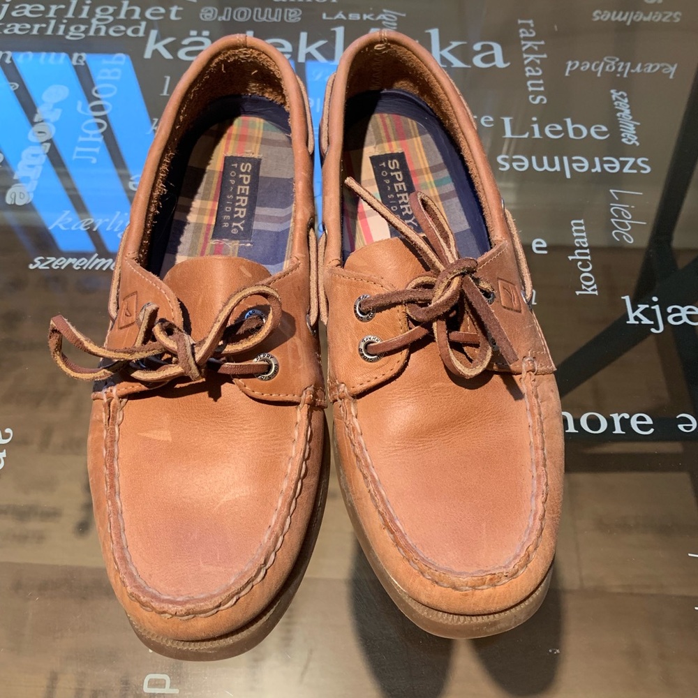 Women’s sperrys